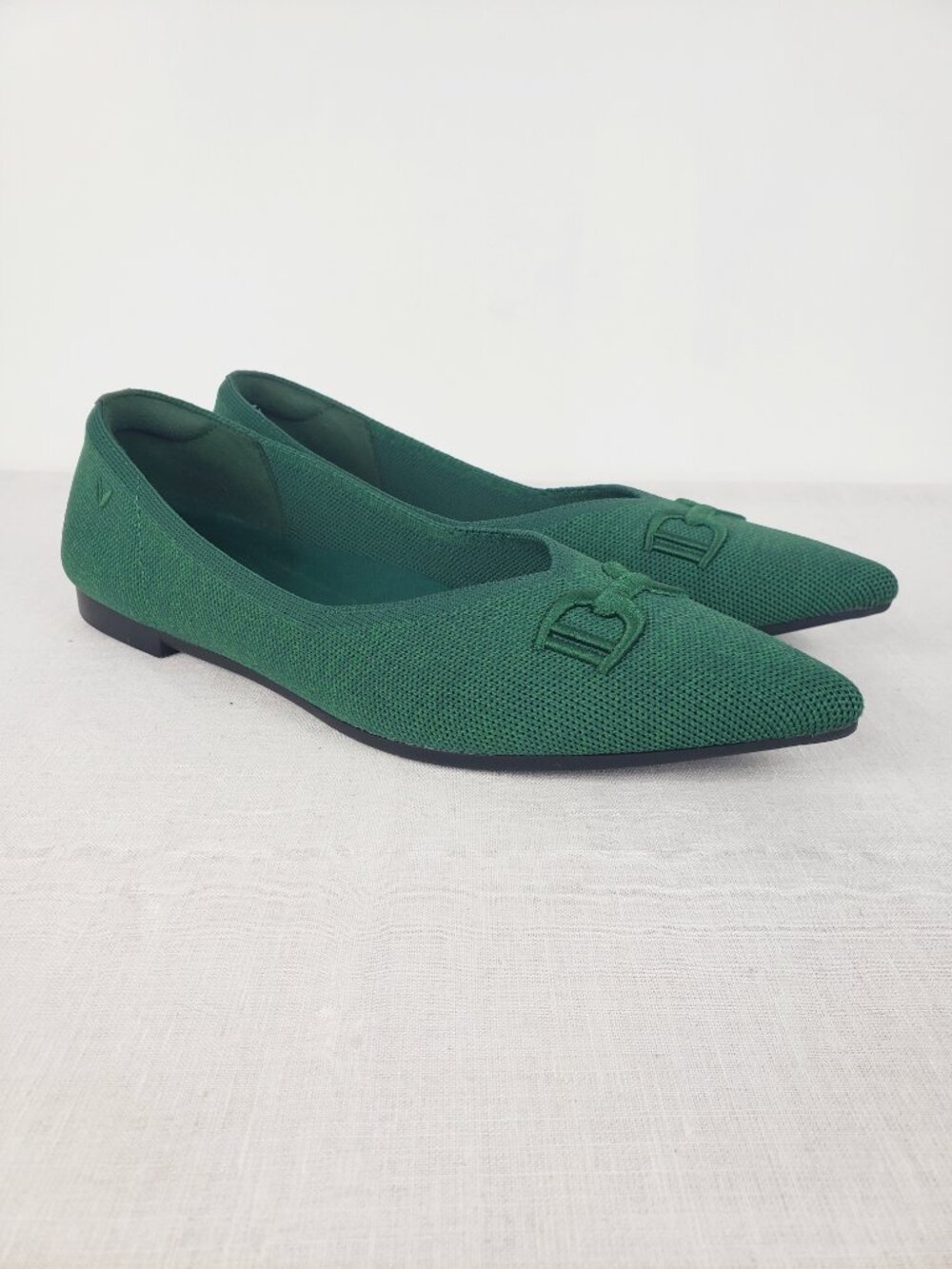Vivaia Ena Point Toe Embroidered Horsebit Flats Green 3D Womens 40/US 9
